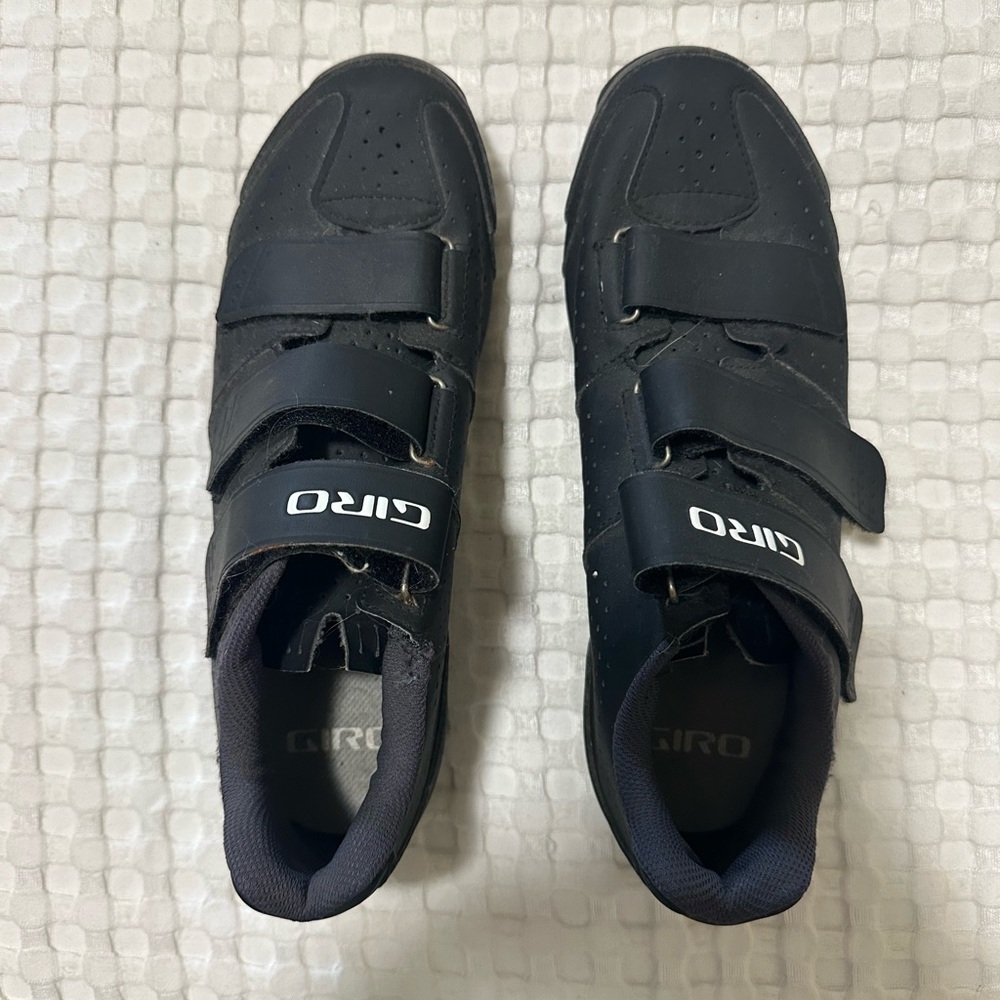 Giro Riela R Women’s Black Athletic Cycling Spin Shoes sz 9